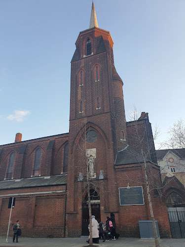 Vietnamese Church Bow Common
