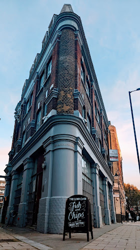 14 Weller St