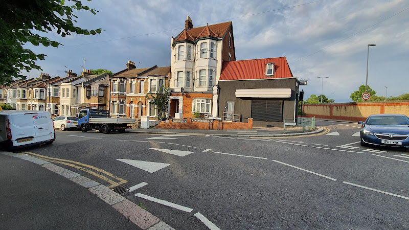 Colworth Road Sign
