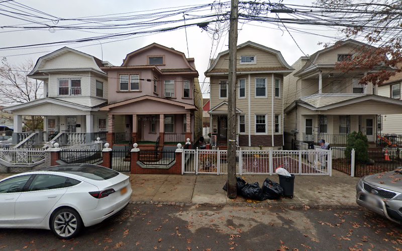 Chavez Bohorquez House