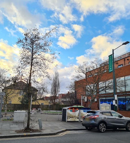 Jubilee Gardens - Ilford Lane