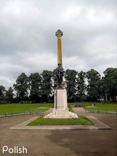 Ilford War Memorial Gardens