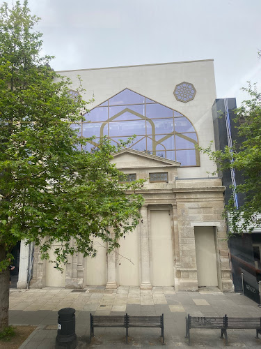Al-Huda Cultural Centre & Mosque