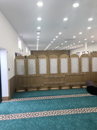 Clayhall Islamic Centre