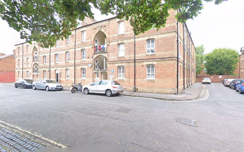 Blue Plaque: Olive Gibbs