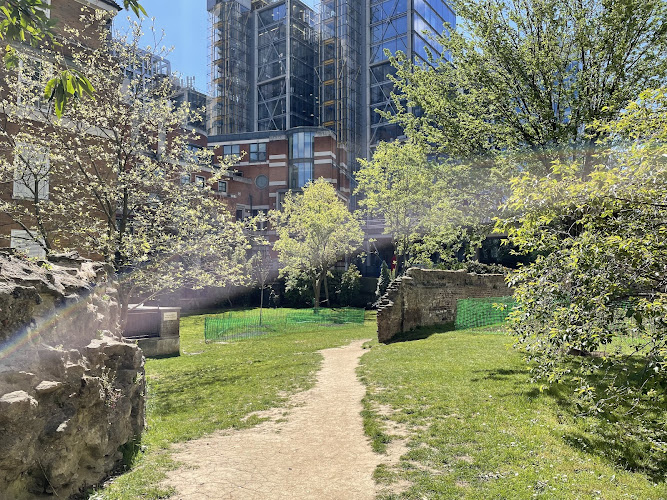 Barber-Surgeons' Gardens