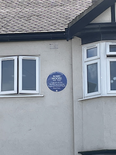 Bobby Moore Blue Plaque