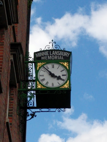 Minnie Lansbury Memorial Clock