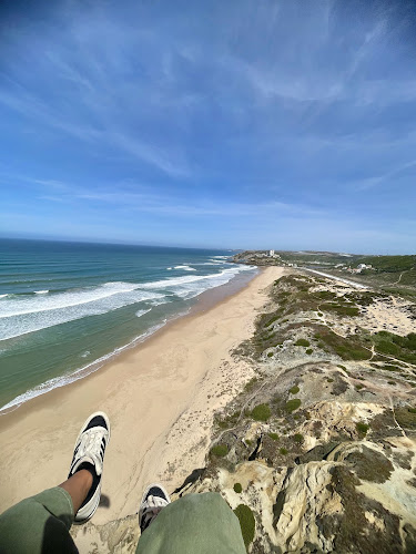 Spiral - Flight School / Paragliding School (Espiral - Escola de Voo / Paragliding School)