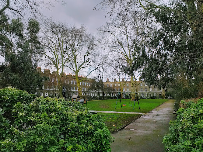 Albert Gardens