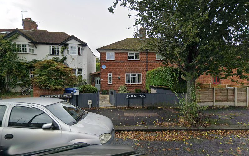 Blue Plaque: Cutteslowe Walls