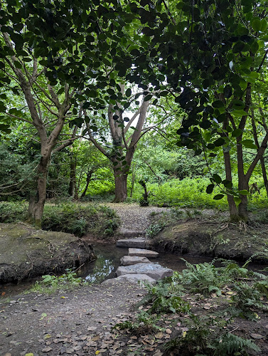 Yeading Walk
