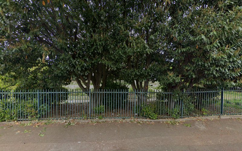 Daisy Parsons Memorial Gardens