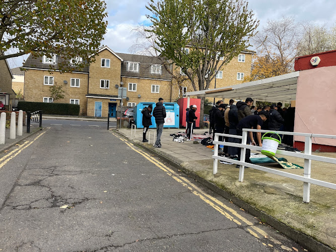 Redcoat Community Centre and Masjid