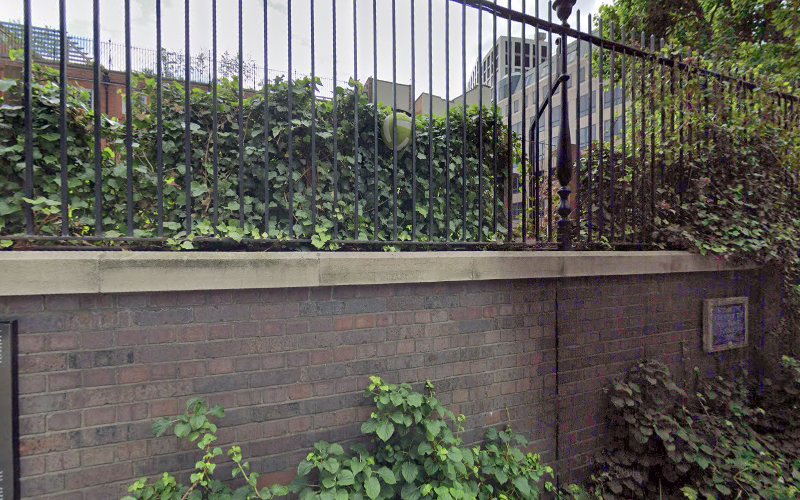 Blue Plaque - Site of the Priory of the Holy Trinity