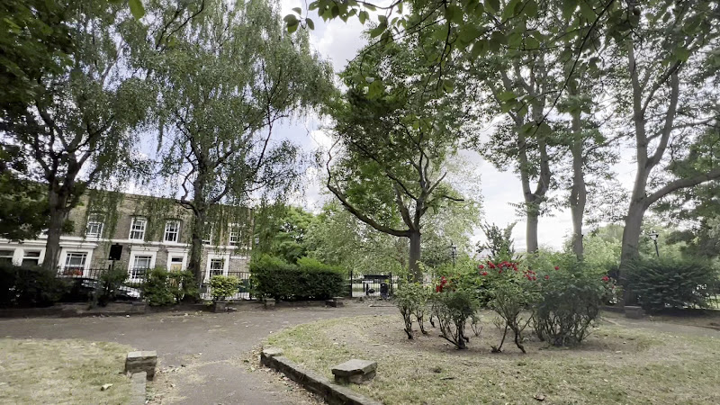 Carlton Square & Gardens