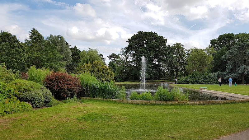 Pinner Memorial Park