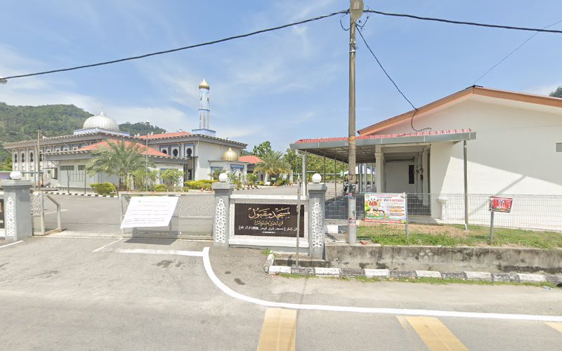 Children's feast hall (Dewan kenduri anak bihah)