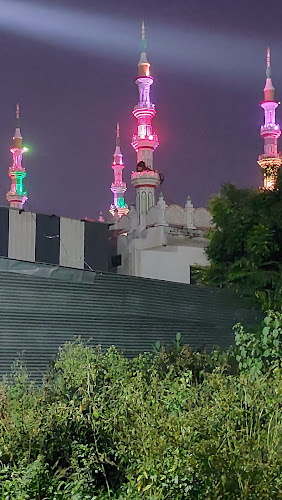 Sunni Mosque (Sunni Masjid)