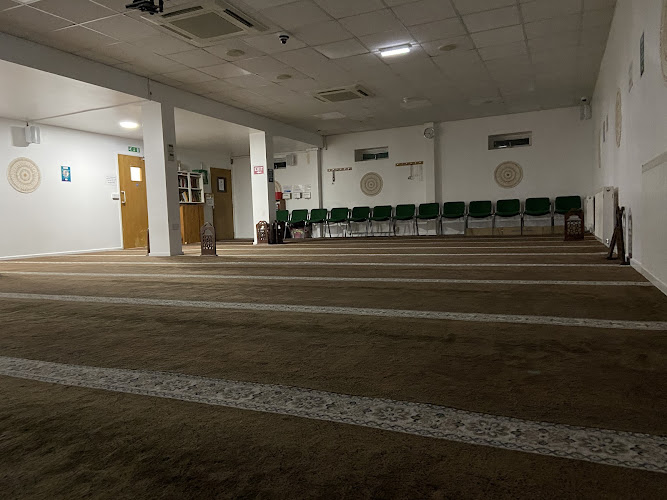 Kokni Community Center Mosque & Madrassa (Kokni Community Centre Masjid & Madrassa)