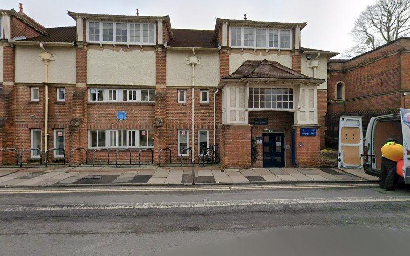Blue Plaque: Oxford Playhouse