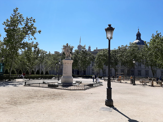 Parking EMT Villa de Paris (Parking EMT Villa de París)