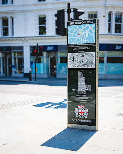Aldgate Old Roman Gate Site