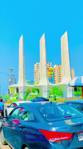 Teen Talwar Monument