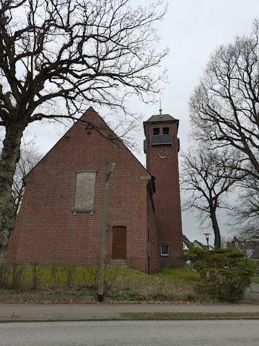 St. Michael's Church - Evangelical Lutheran Parish of Sülldorf-Iserbrook (St. Michaelskirche - Ev.-Luth. Kirchengemeinde Sülldorf-Iserbrook)