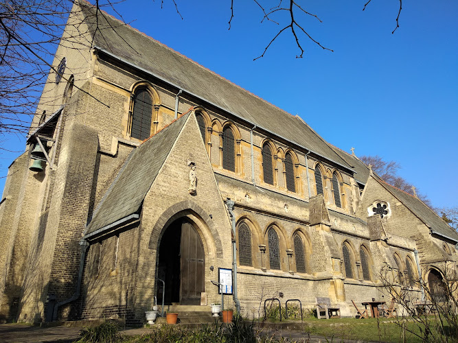 St Giles' Church