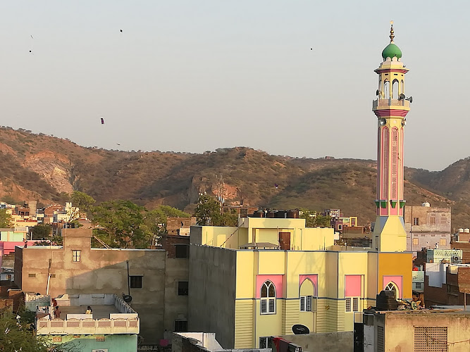 Zaibunnisa Mosque (Masjid Zaibunnisa)