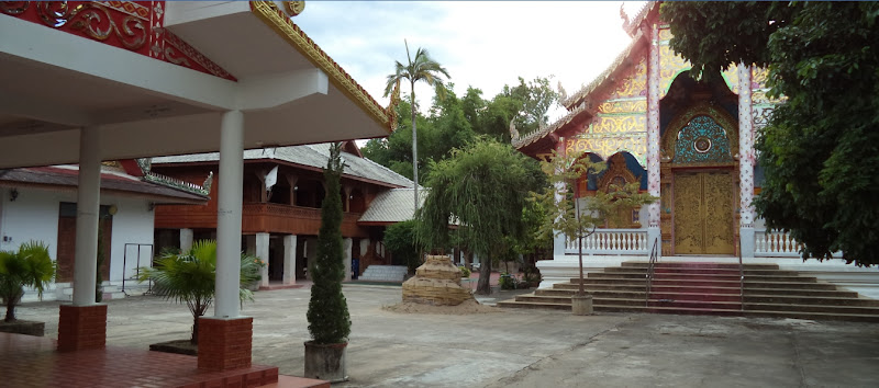Wat Saen Khantha
