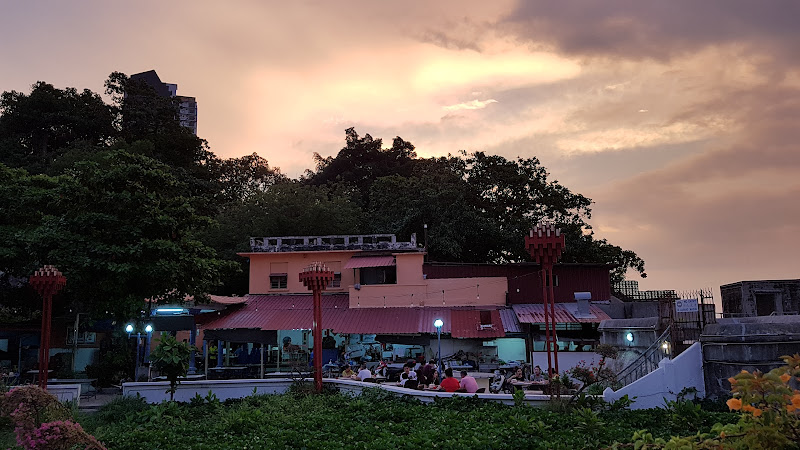 Pearl Garden Cafe