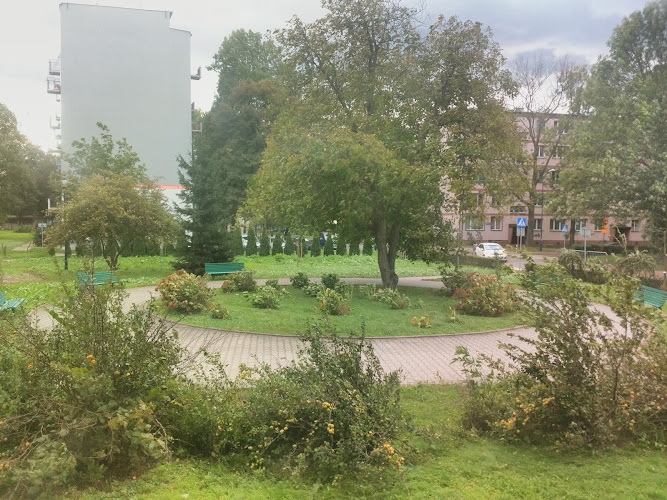 Square at Nullo (Skwer przy Nullo)