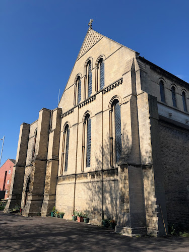 Holy Trinity Church, South Woodford
