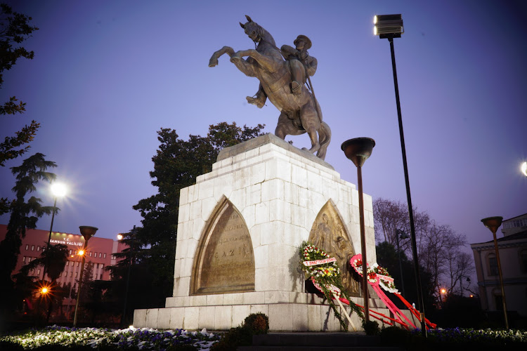 Atatürk Park (Atatürk Parkı)