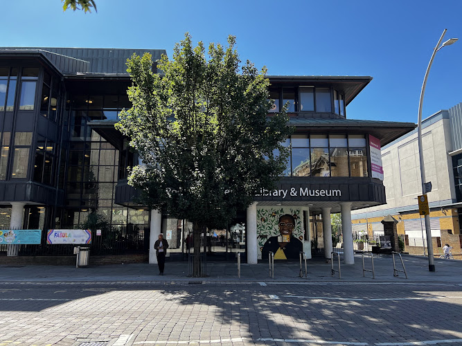 Redbridge Central Library and Museum