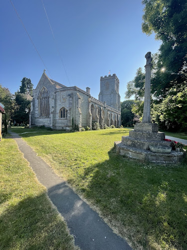 St Peter & All Hallows' Church
