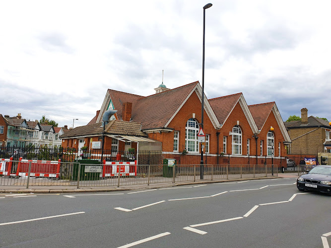 Baitus Subhan Mosque (AMA UK)