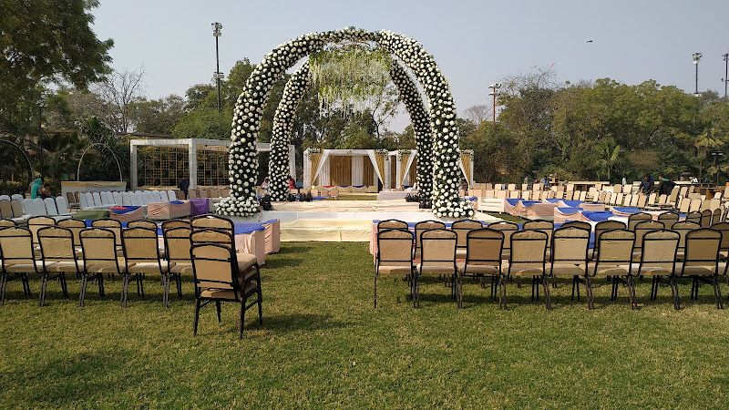 Chanchal Party Plot