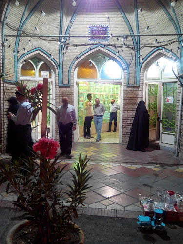 Rahmatiyeh Mosque (مسجد رحمتیه)