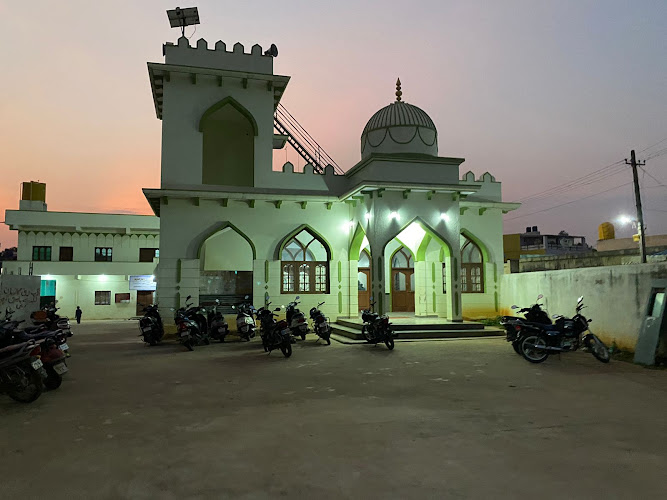 Madeena Mosque (Madeena Masjid)
